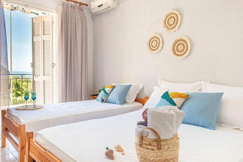 Apartamento Blue Maraci 2 - Sea View, Kitchen, Beach Access Himarë Exterior foto